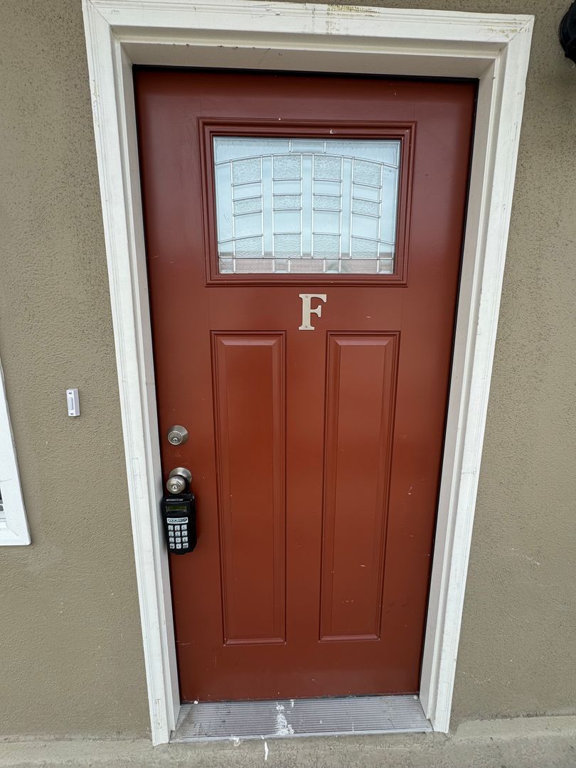 Alhambra Apartment: 619 S. Chapel Ave.