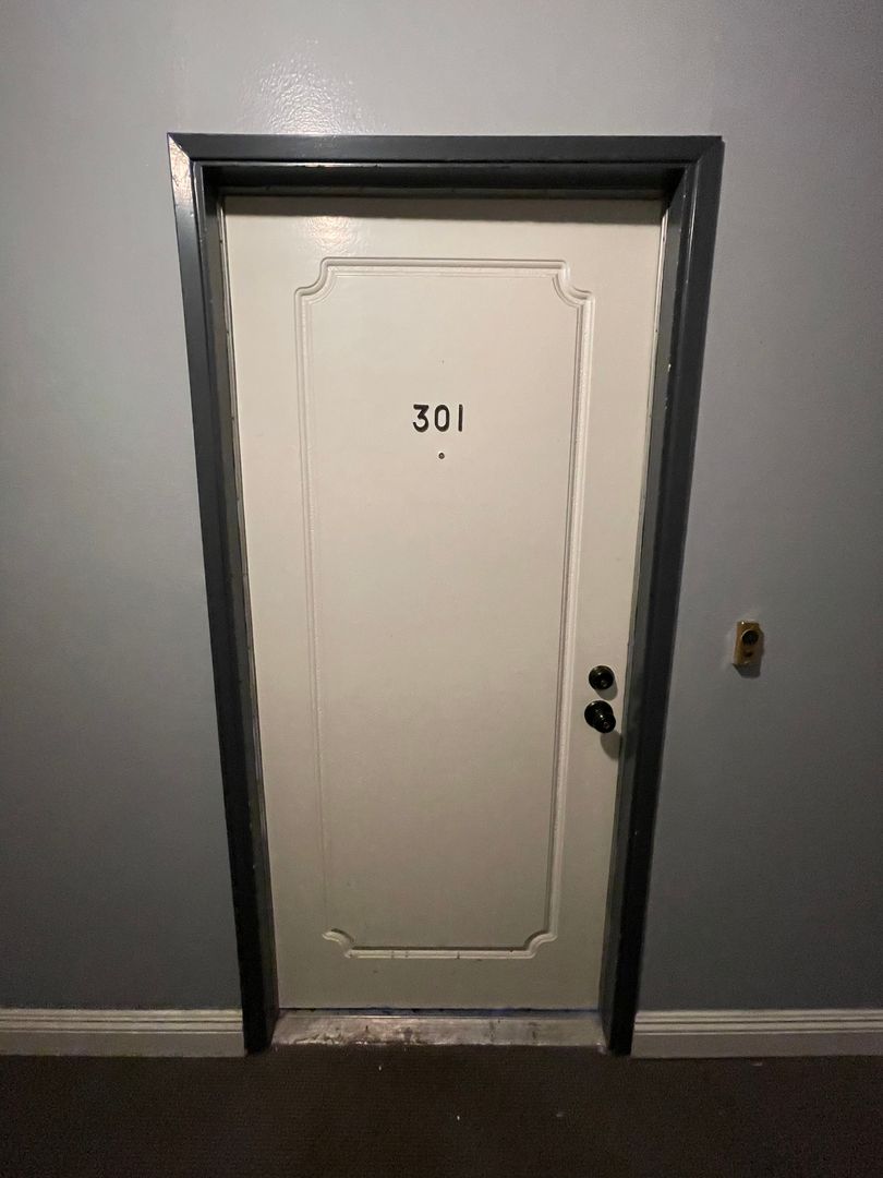 Alhambra Apartment: 718 N.Monterey Street