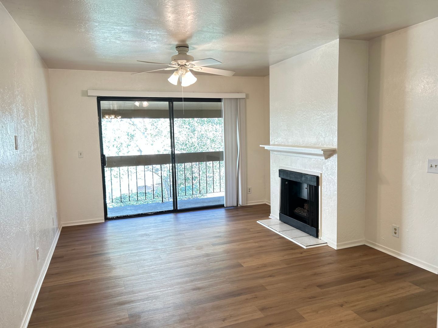 Monterey House: 4305 Golden Oaks Ln