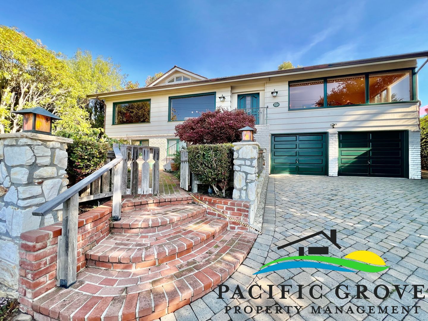 Carmel by the Sea House: Carmelo Abode