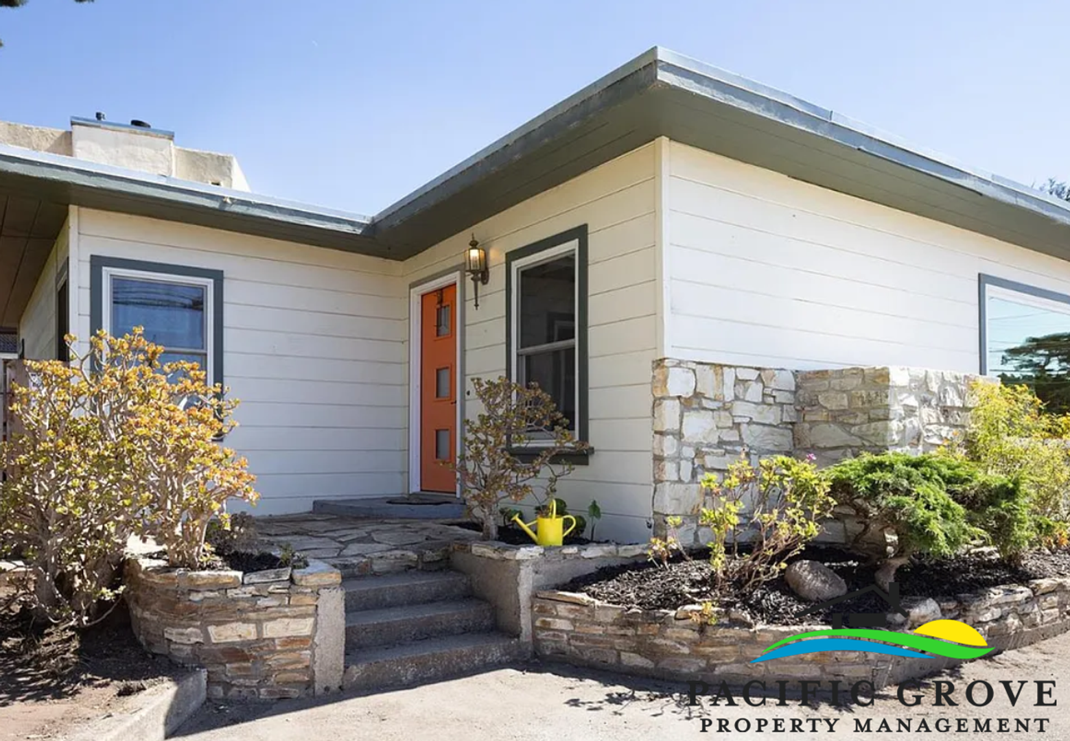 Pacific Grove House: 1001 David Avenue