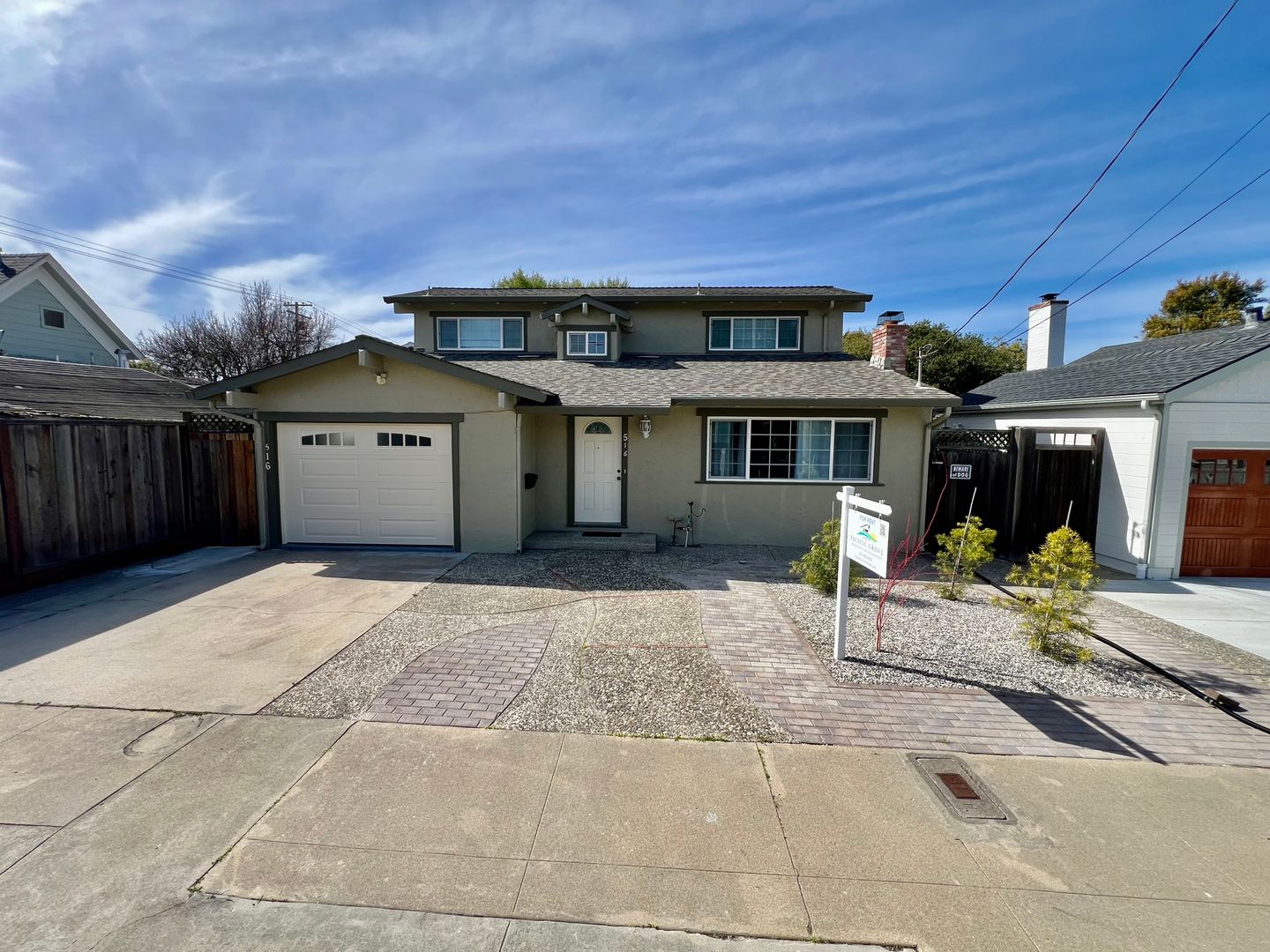 Pacific Grove House: 516 Willow Street