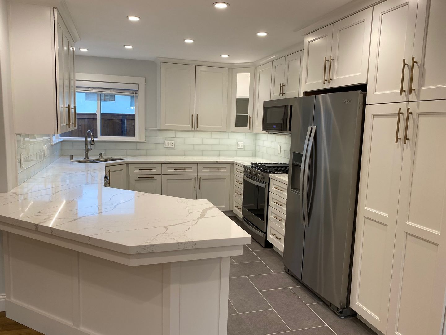 Pacific Grove Apartment: 1313 Lawton