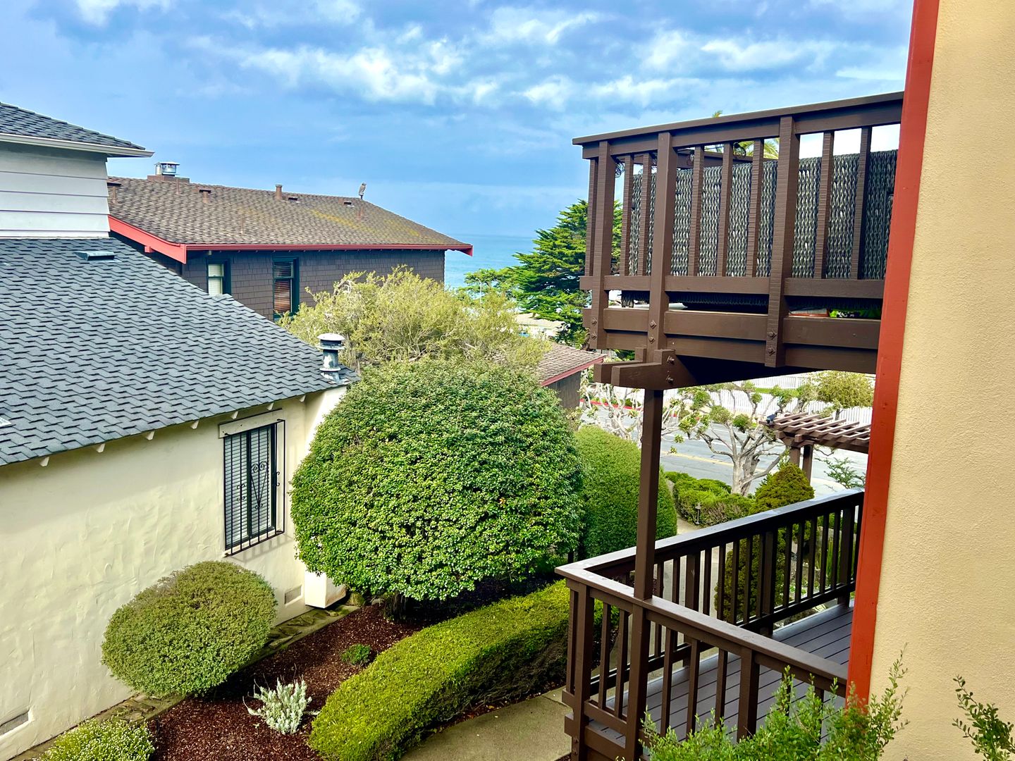 Pacific Grove Apartment: 185 Central Avenue