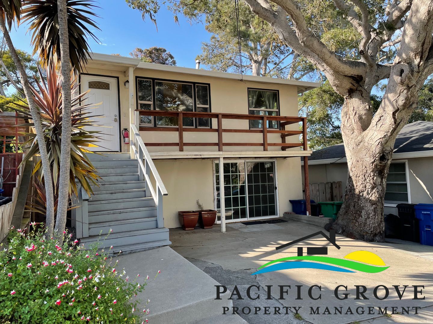 Pacific Grove House: 180 Pacific Avenue