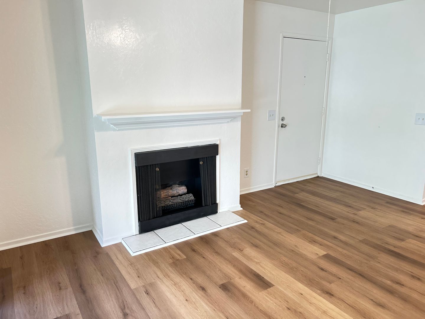 Monterey House: 4305 Golden Oaks Ln