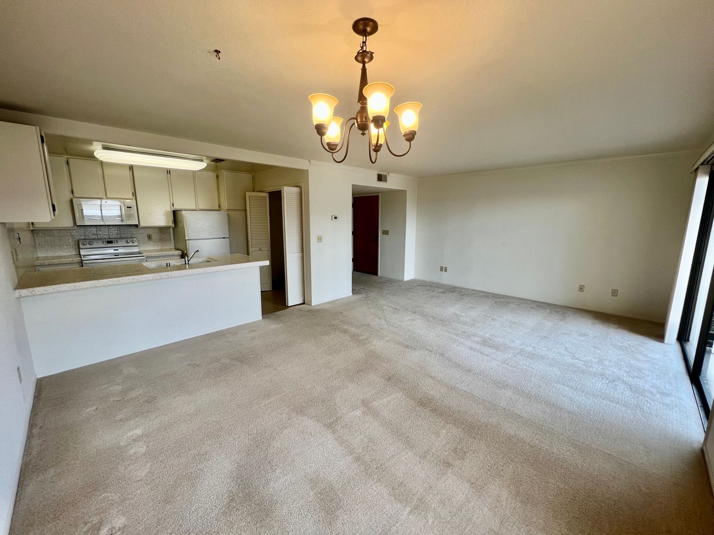 Pacific Grove Apartment: 185 Central Avenue
