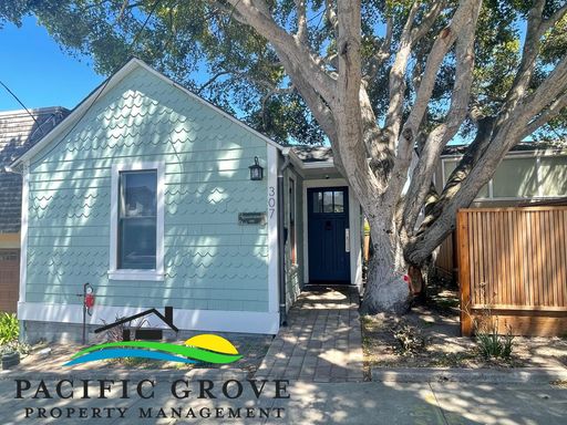 Furnished 2-bedroom, Retreat Located in the Heart of Pacific Grove – photo 1