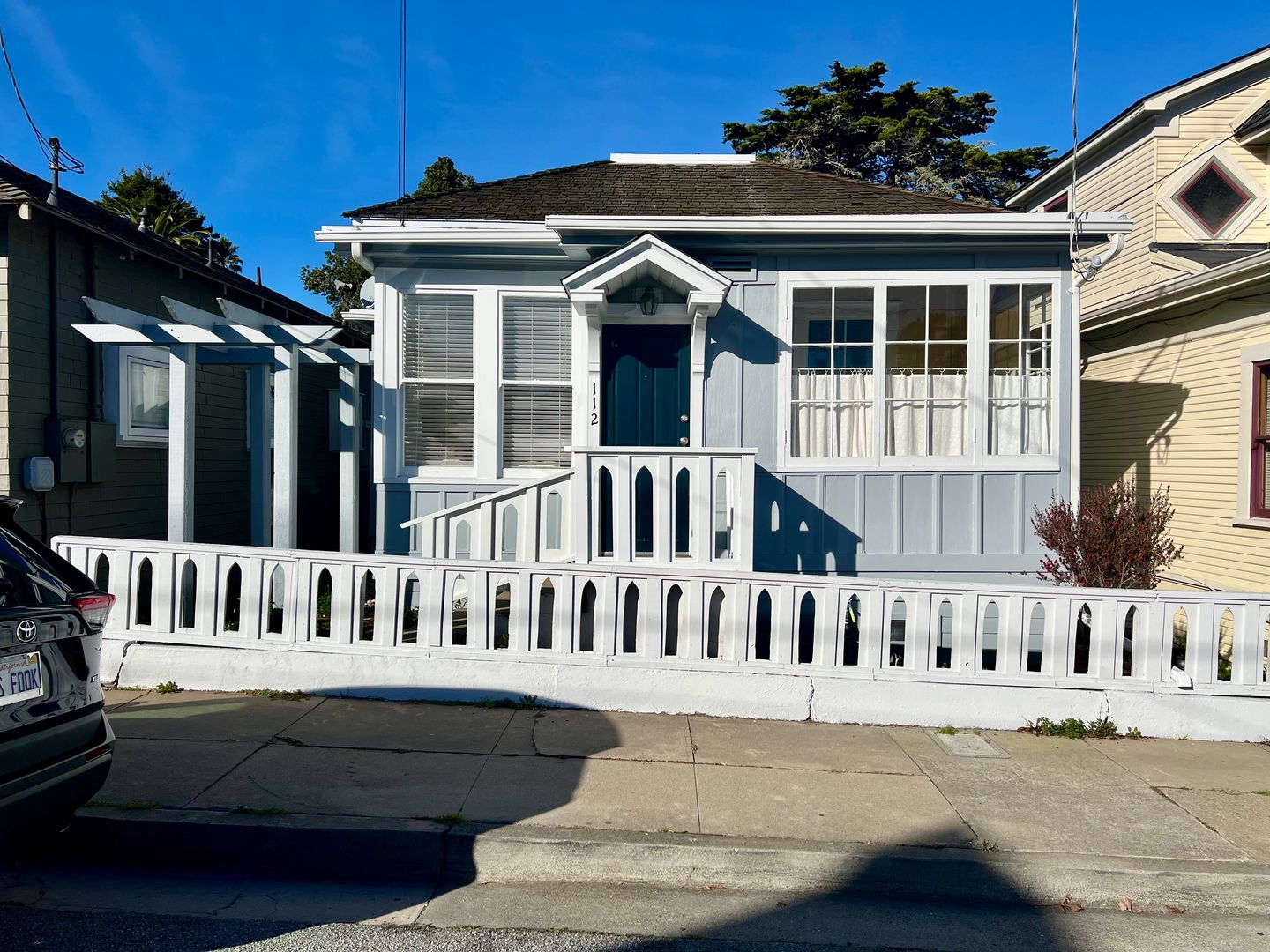 Pacific Grove House: 112 19th Street