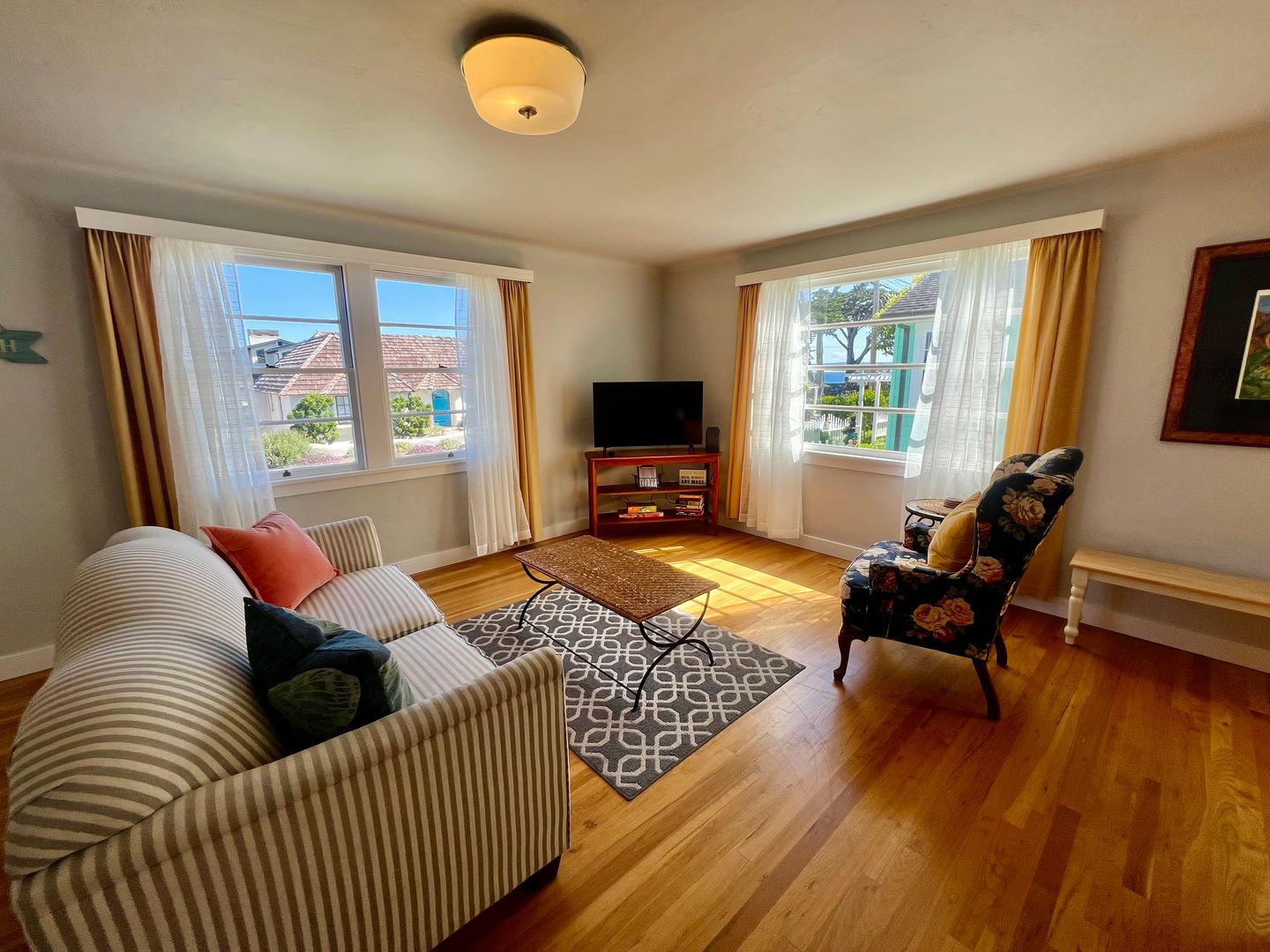 Pacific Grove House: 911 Ripple Avenue