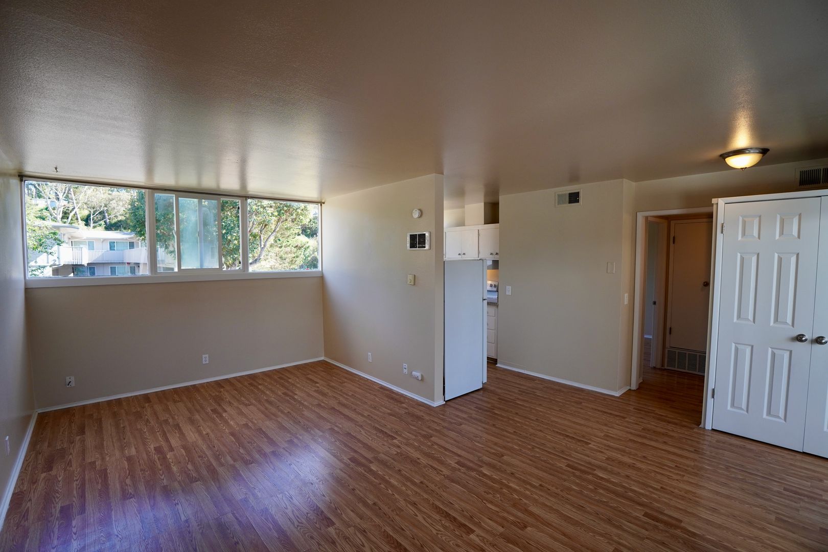 Pacific Grove Apartment: 1 Arkwright Court