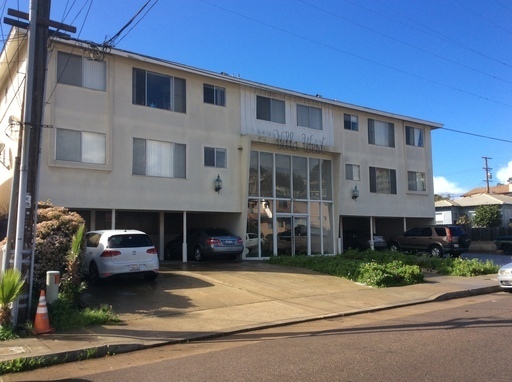 San Diego Apartment: 3025 Newell St.