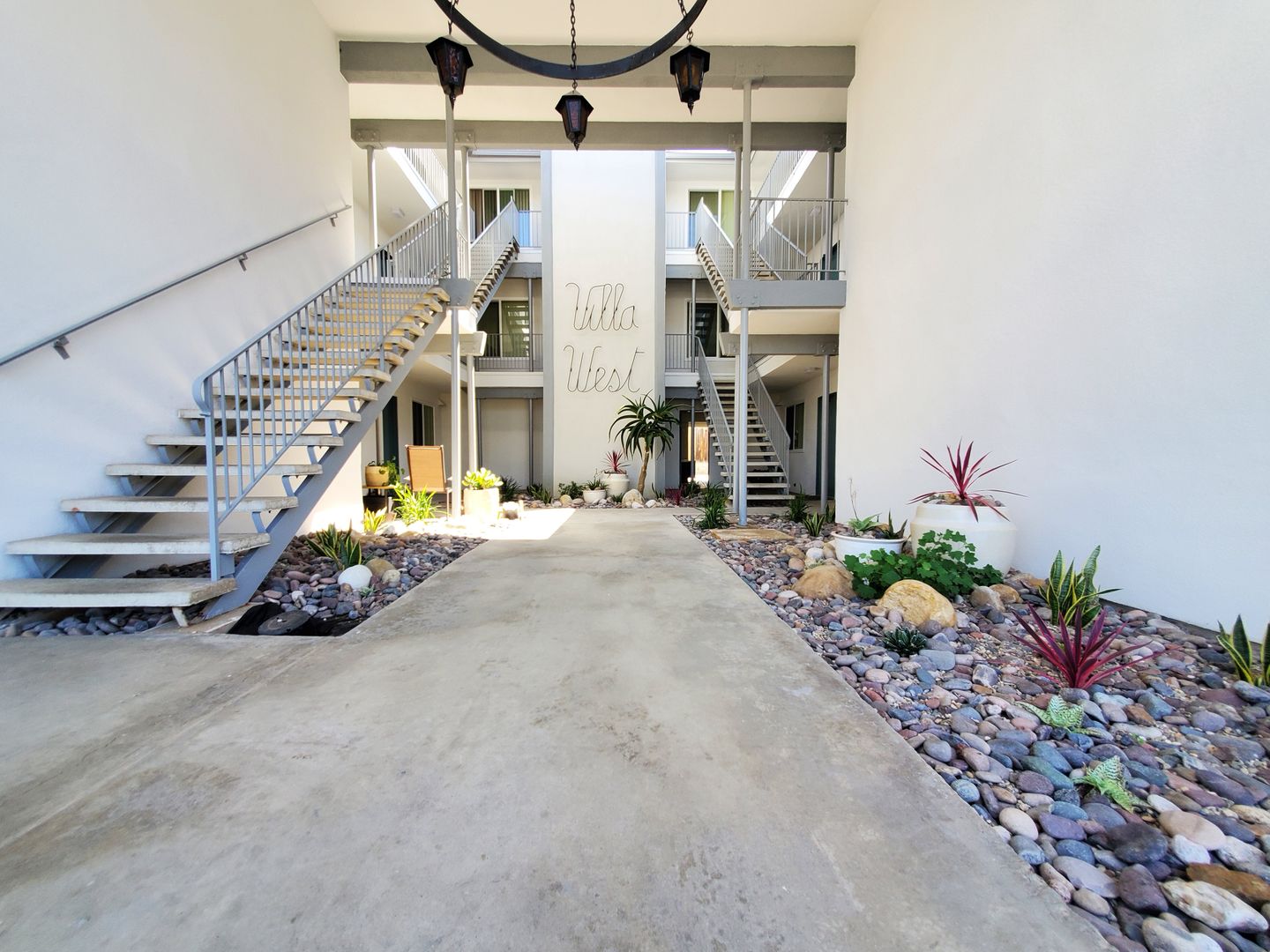 San Diego Apartment: 3025 Newell St.