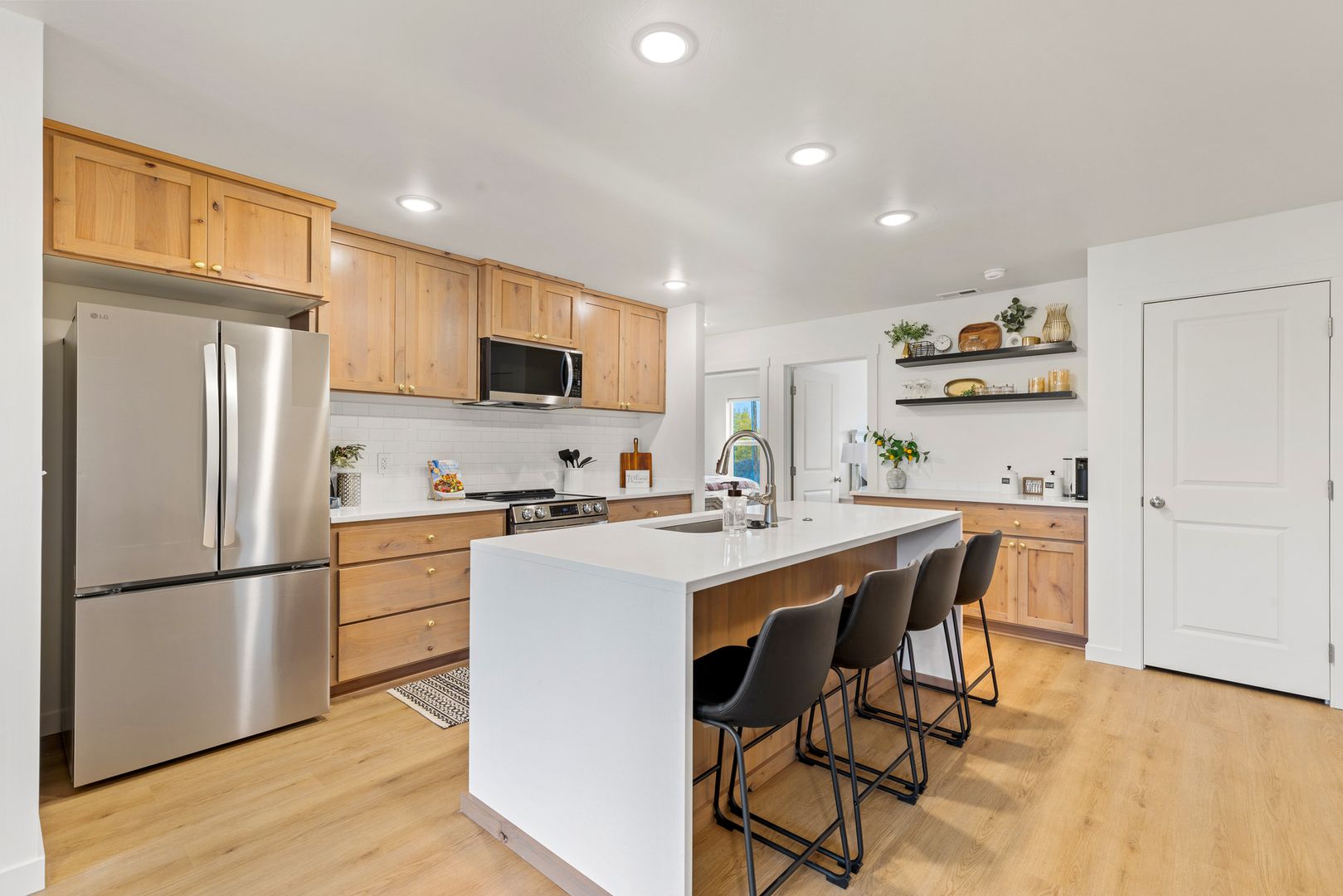 Three Forks House: 53 Old Yellow Stone Trl