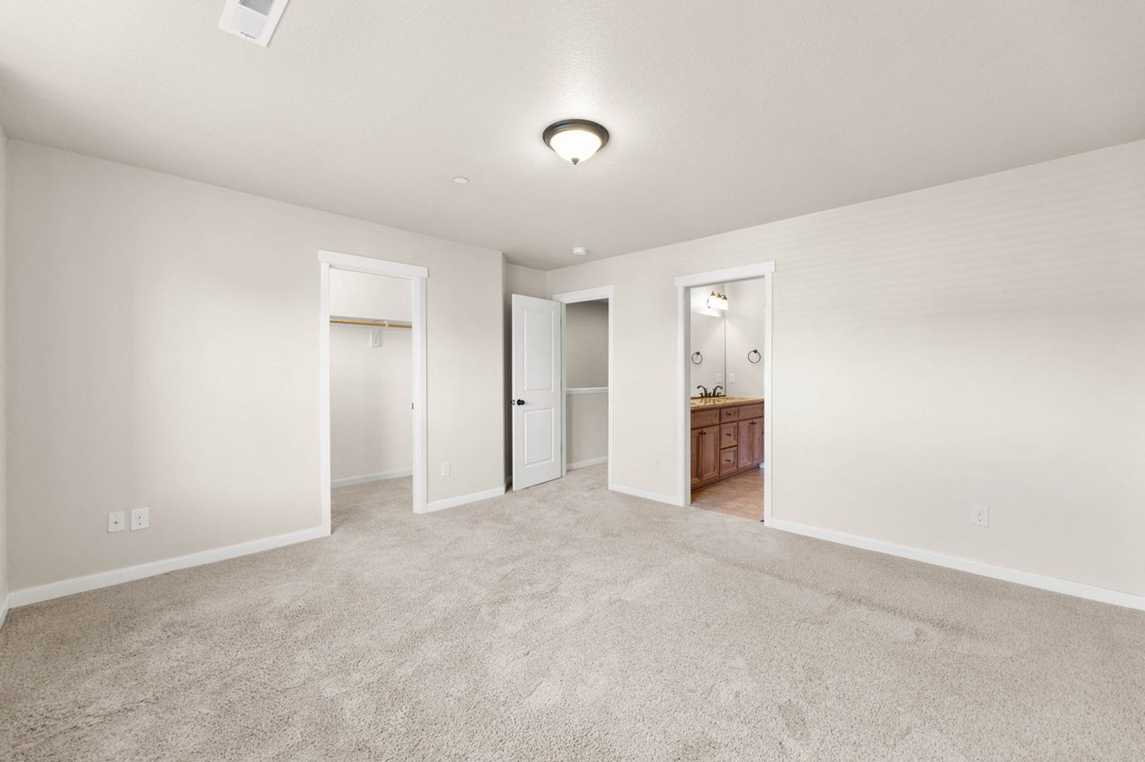 Woodridge - 2609 9 of 12
