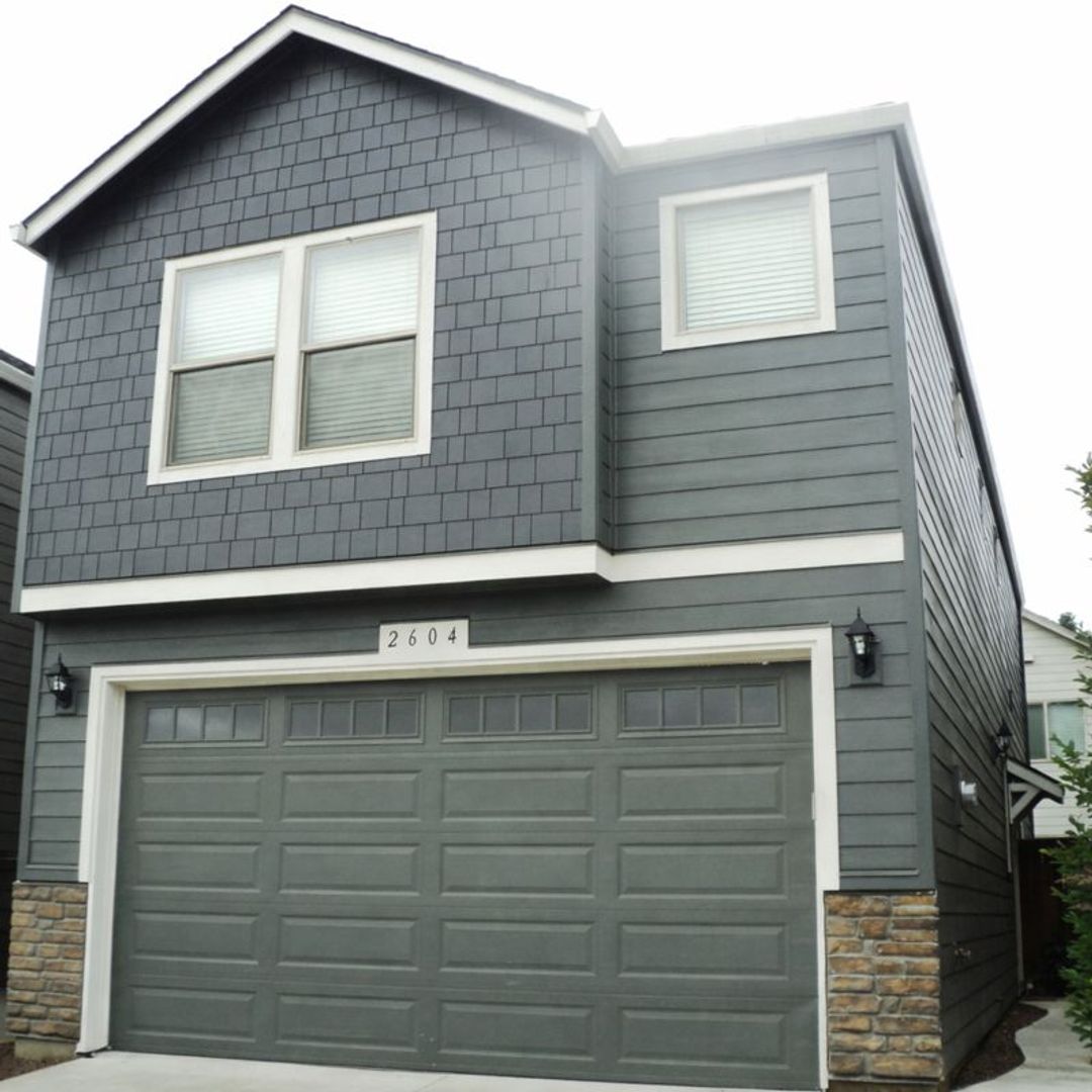 Vancouver House: 2604 NE 131st Ct