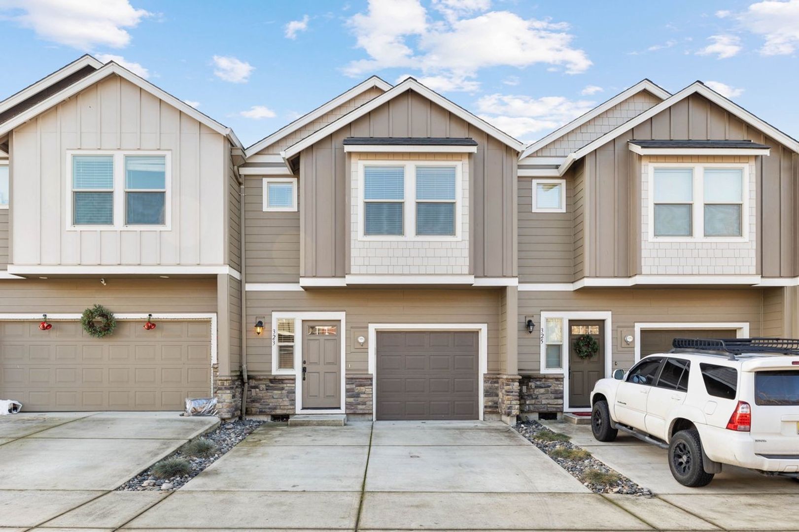 Ridgefield House: 3312 N 3rd Cir