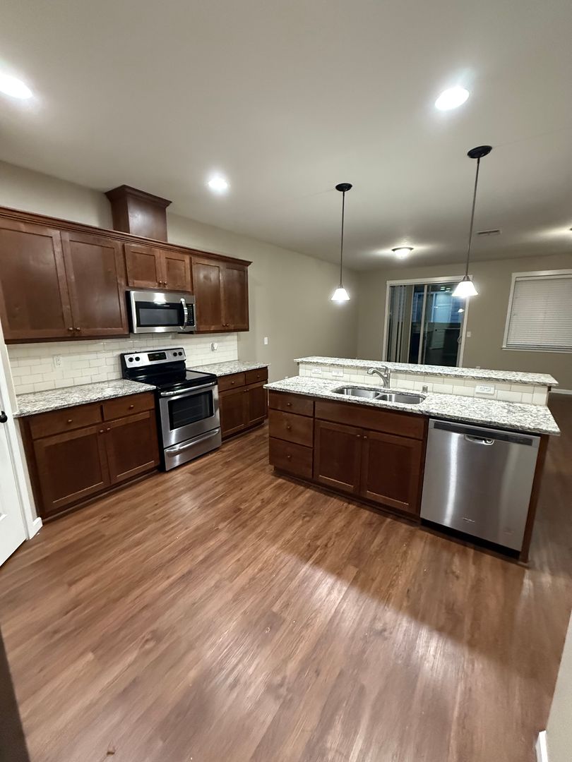 Vancouver House: 2609 NE 131st Ct