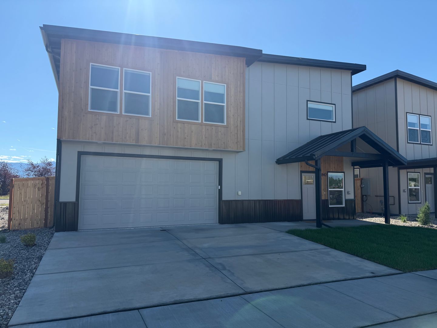 Belgrade House: 830 spaniel Lane