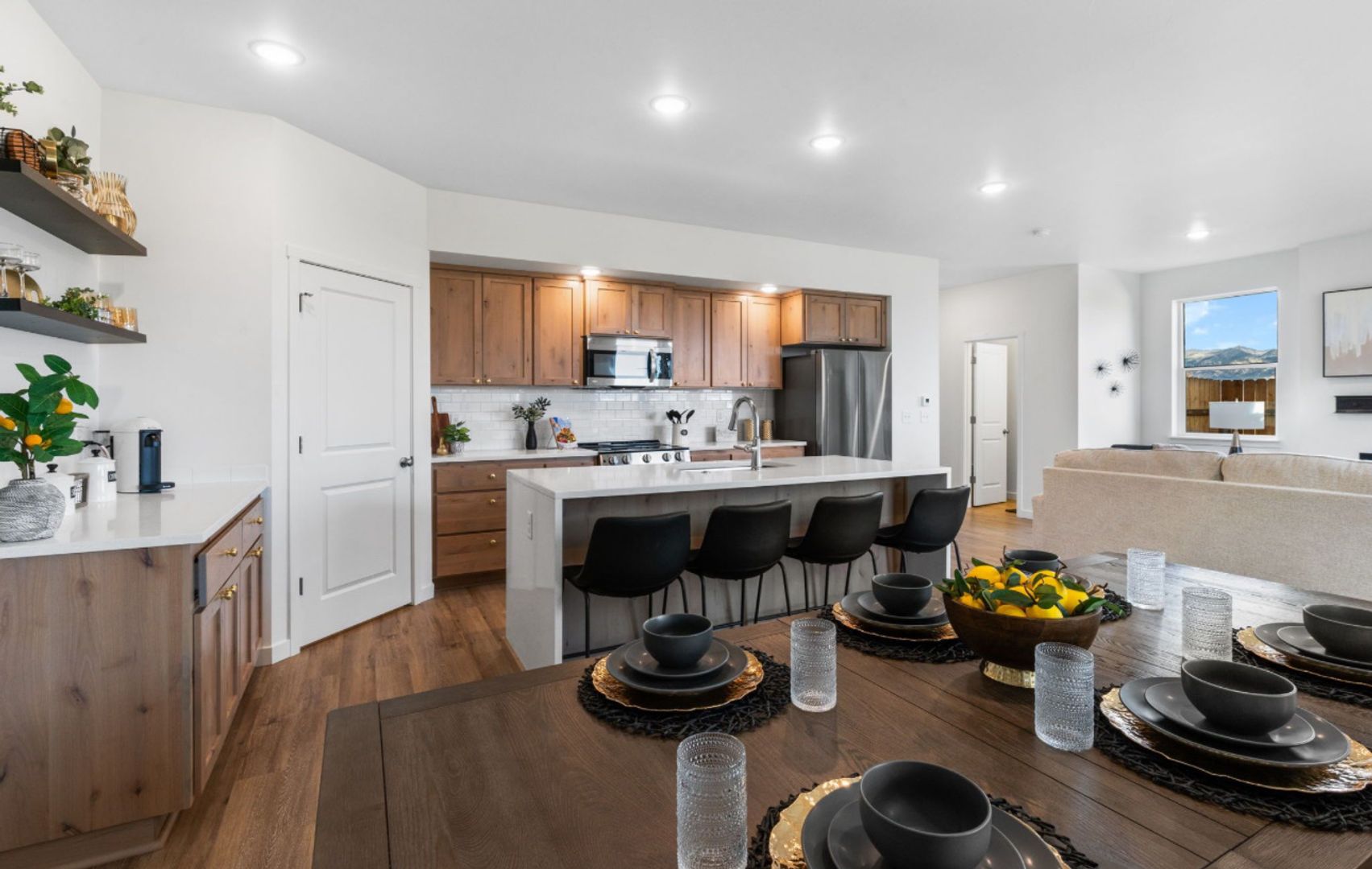 Belgrade House: 600 Mira Way