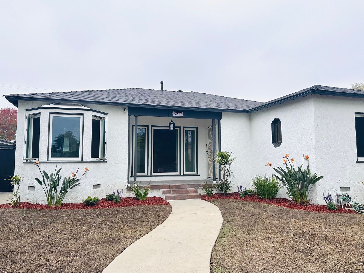 Signal Hill House: 3277 Cerritos Ave.