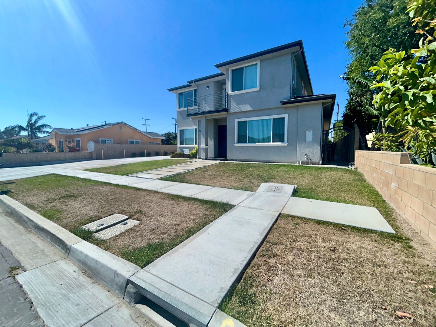 Garden Grove House: 10101 Crosby Ave.