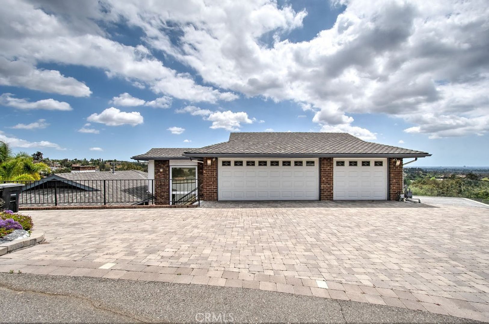 1658 North Hunters Way  