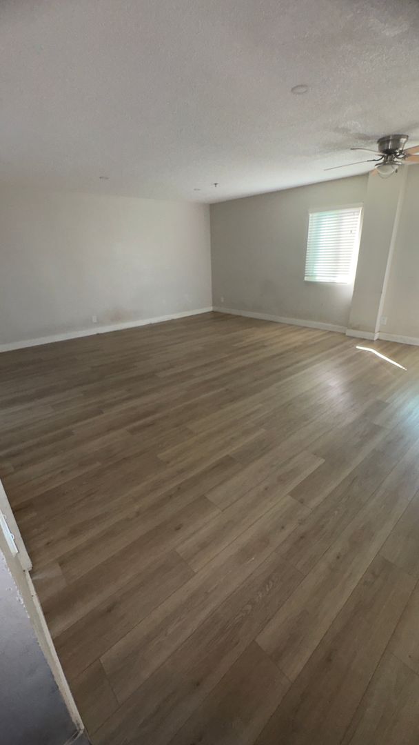 Santa Ana Apartment: 520 E. Walnut St