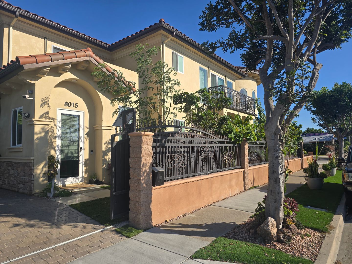 Huntington Beach House: 8015 Mermaid Circle
