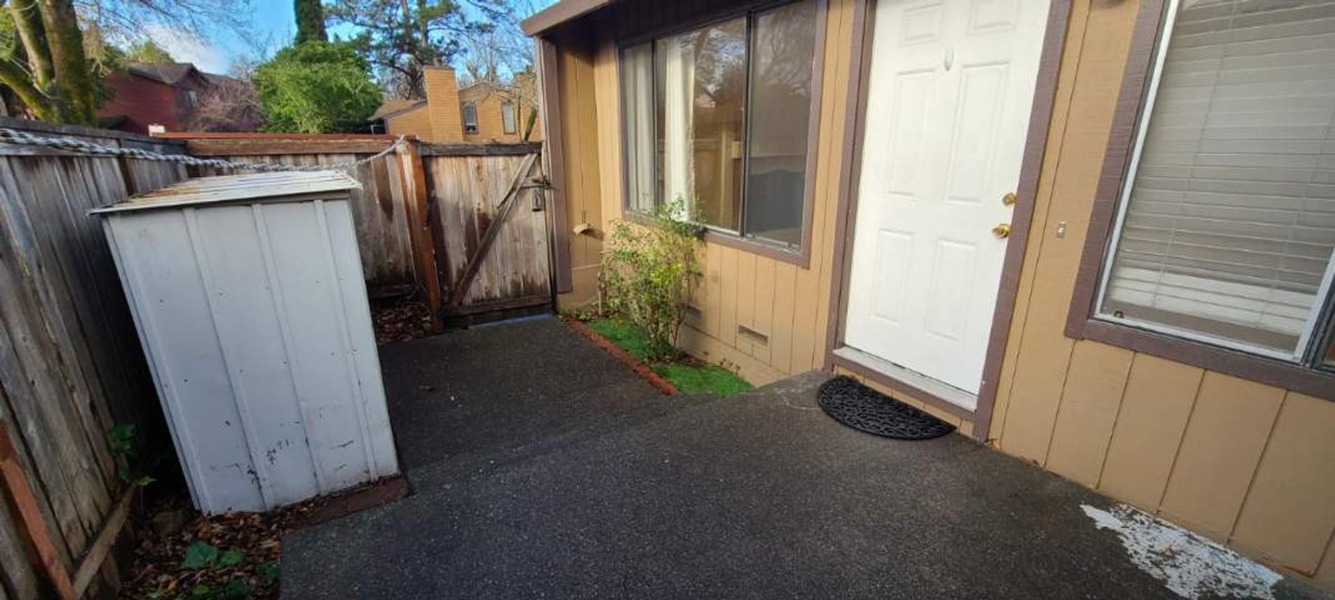 Cotati House: 850 E. Cotati #4