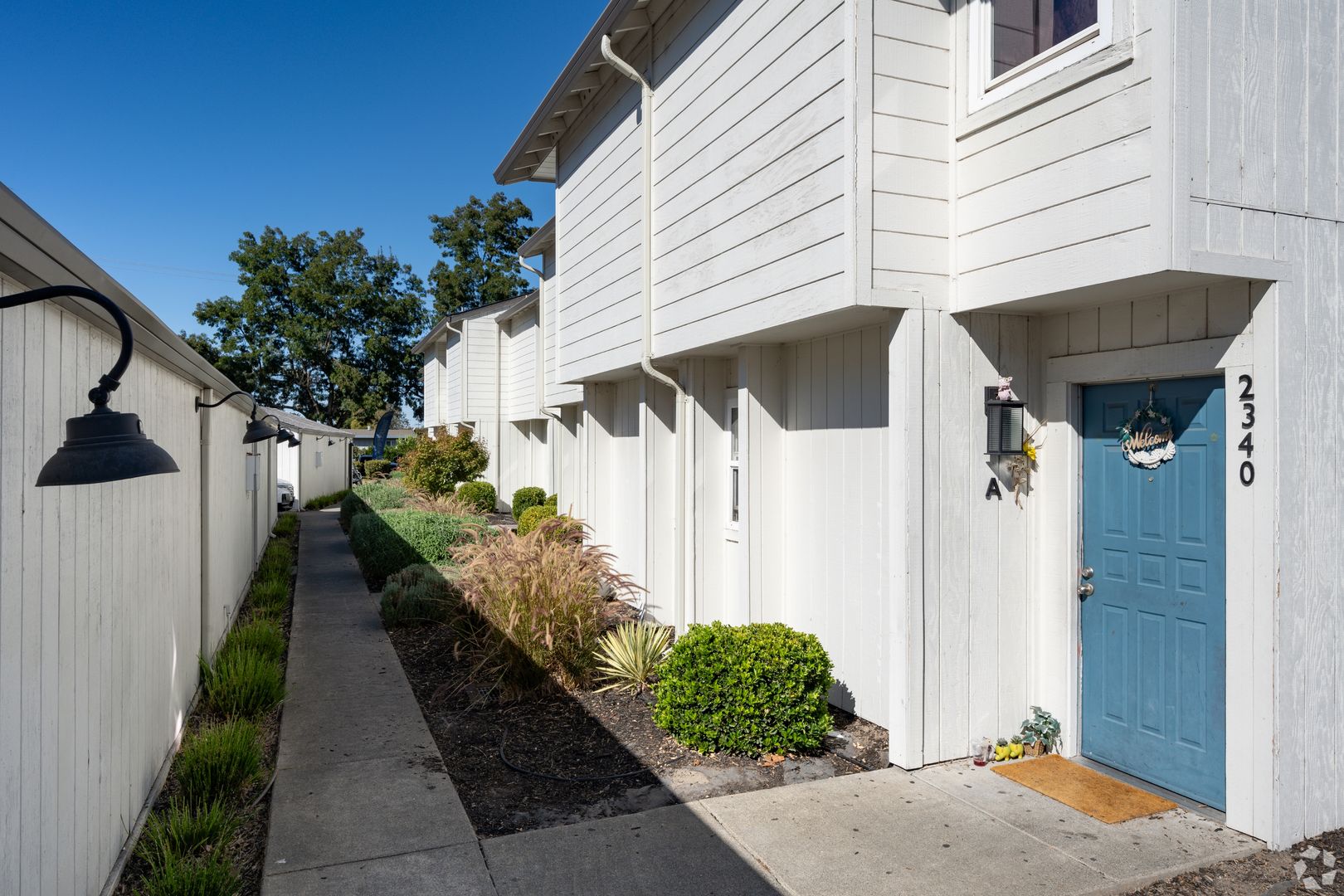 Sonoma Court Townhomes 2 of 11