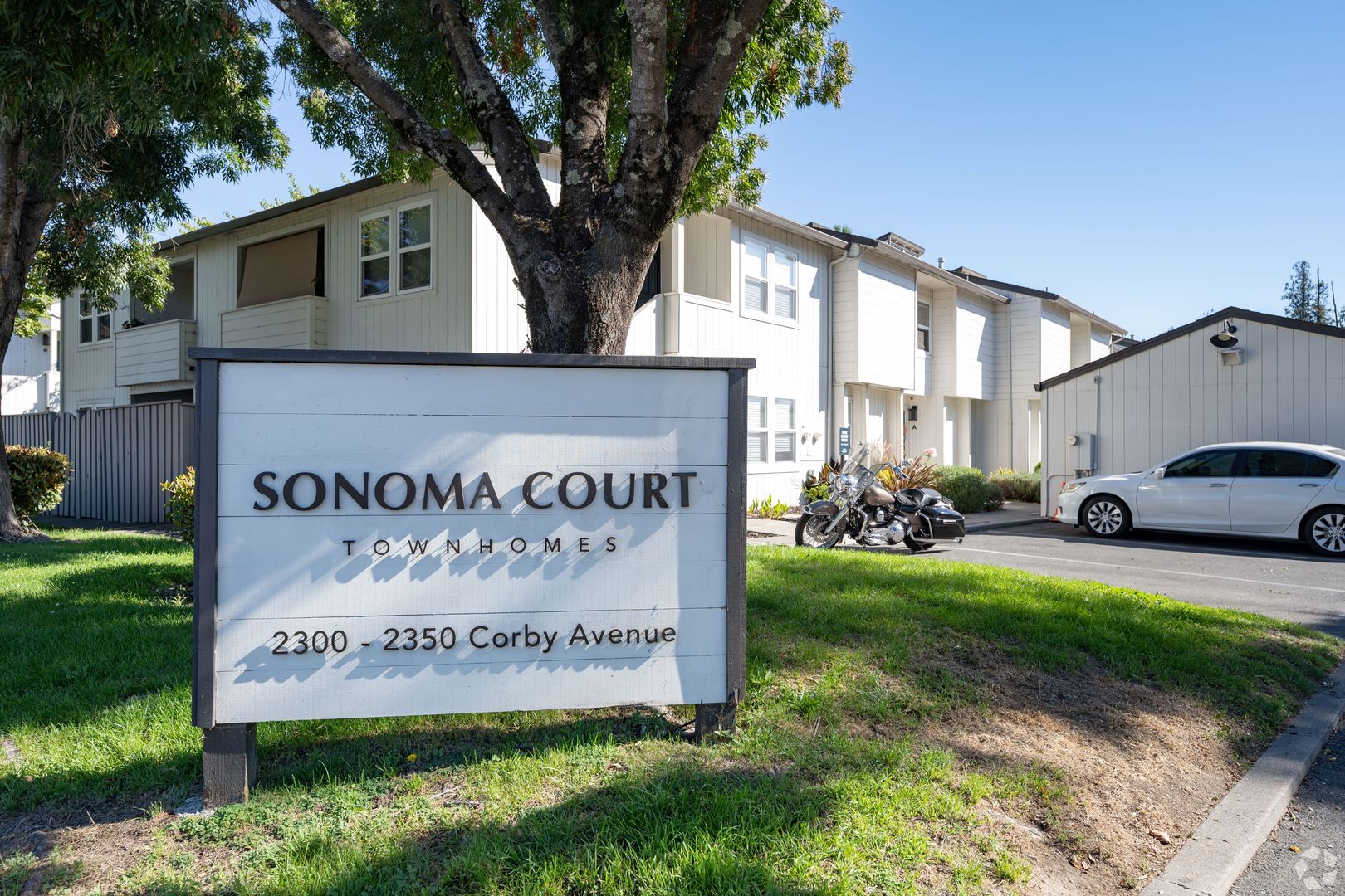 Santa Rosa Apartment: 2300-2350 Corby Ave.