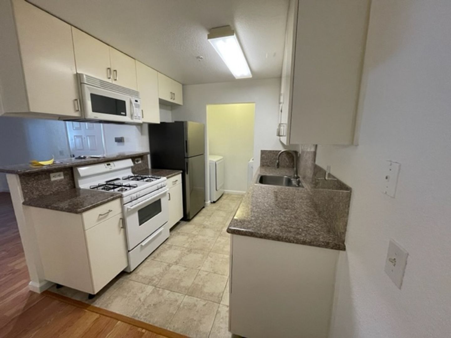 Rohnert Park House: 8201 Camino Colegio