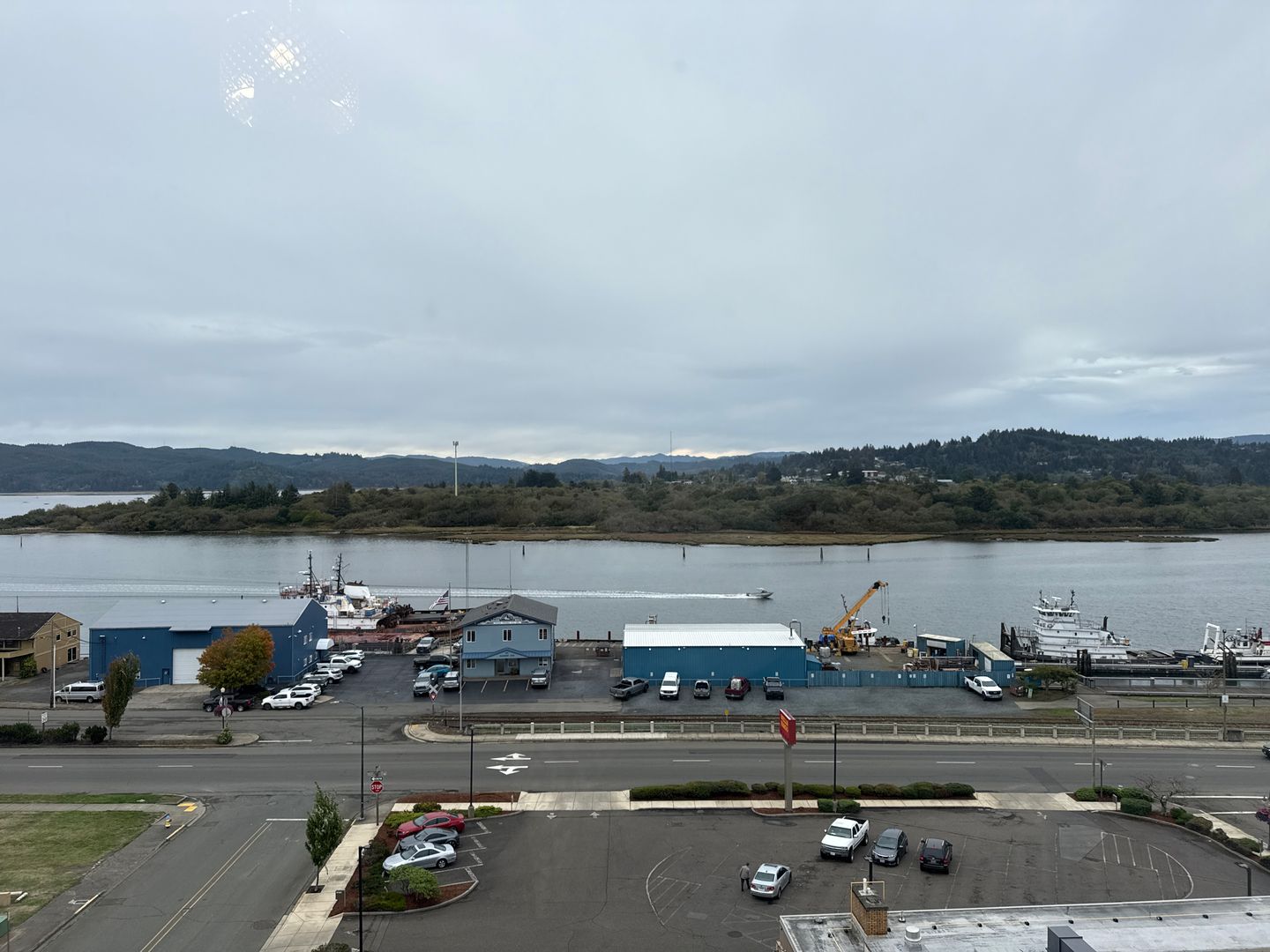 Coos Bay Apartment: 275 N Broadway
