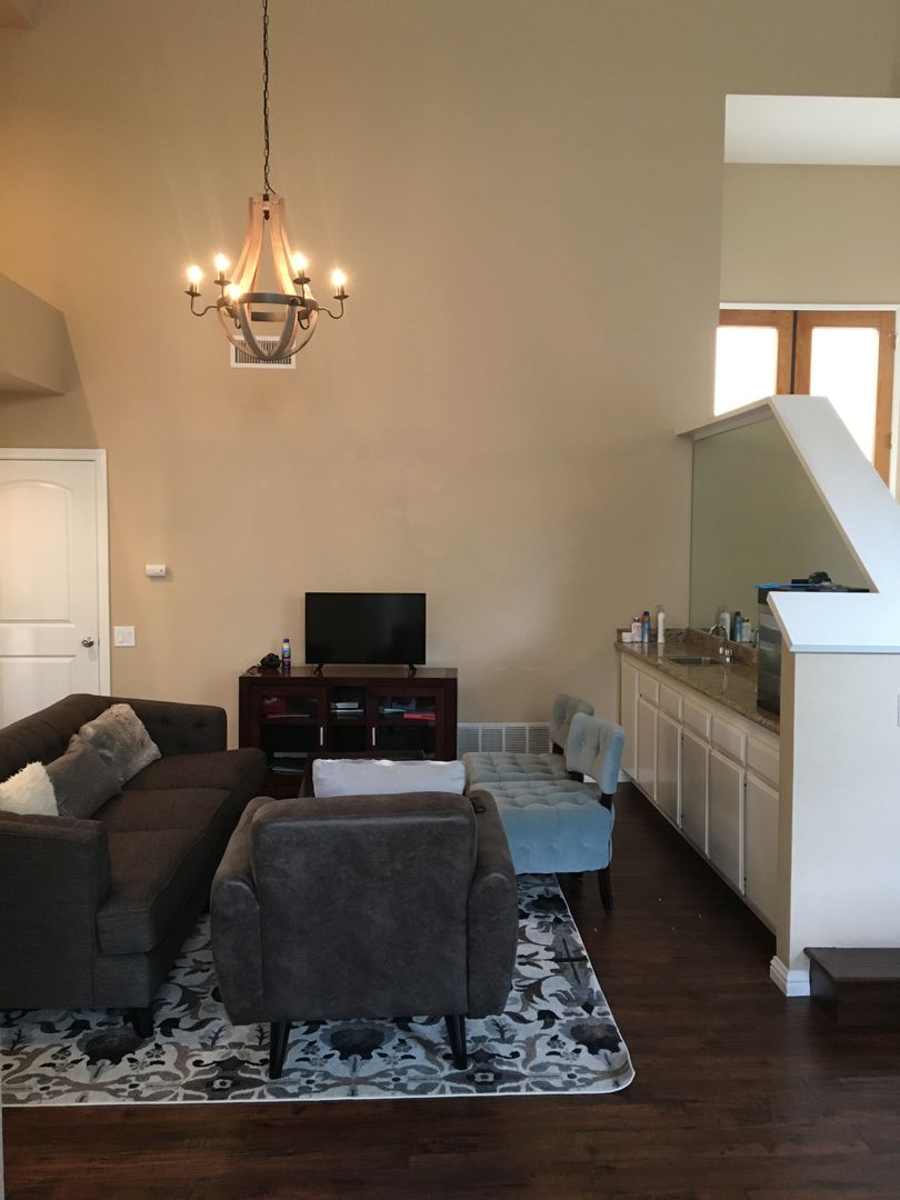 Poway House: 13228 Cooperage Ct         **SEE MAINTENANCE NOTES**