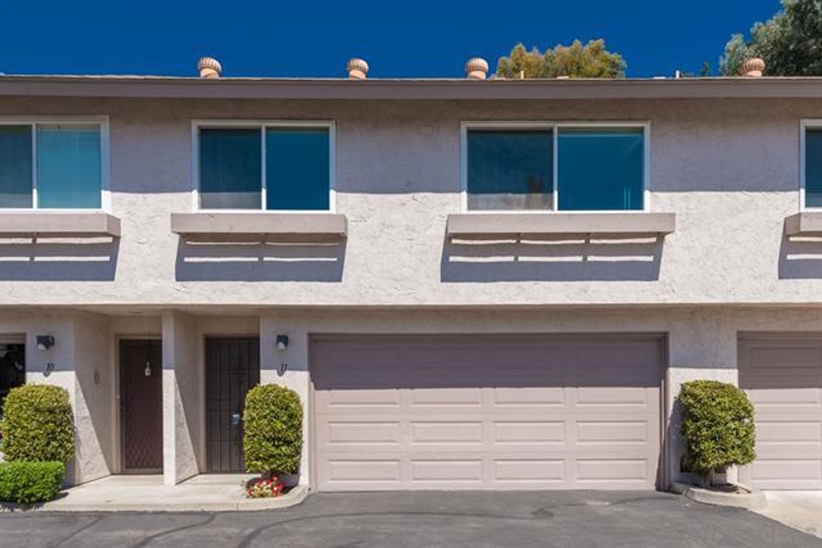 La Mesa Townhome: 5470 Baltimore Dr #2