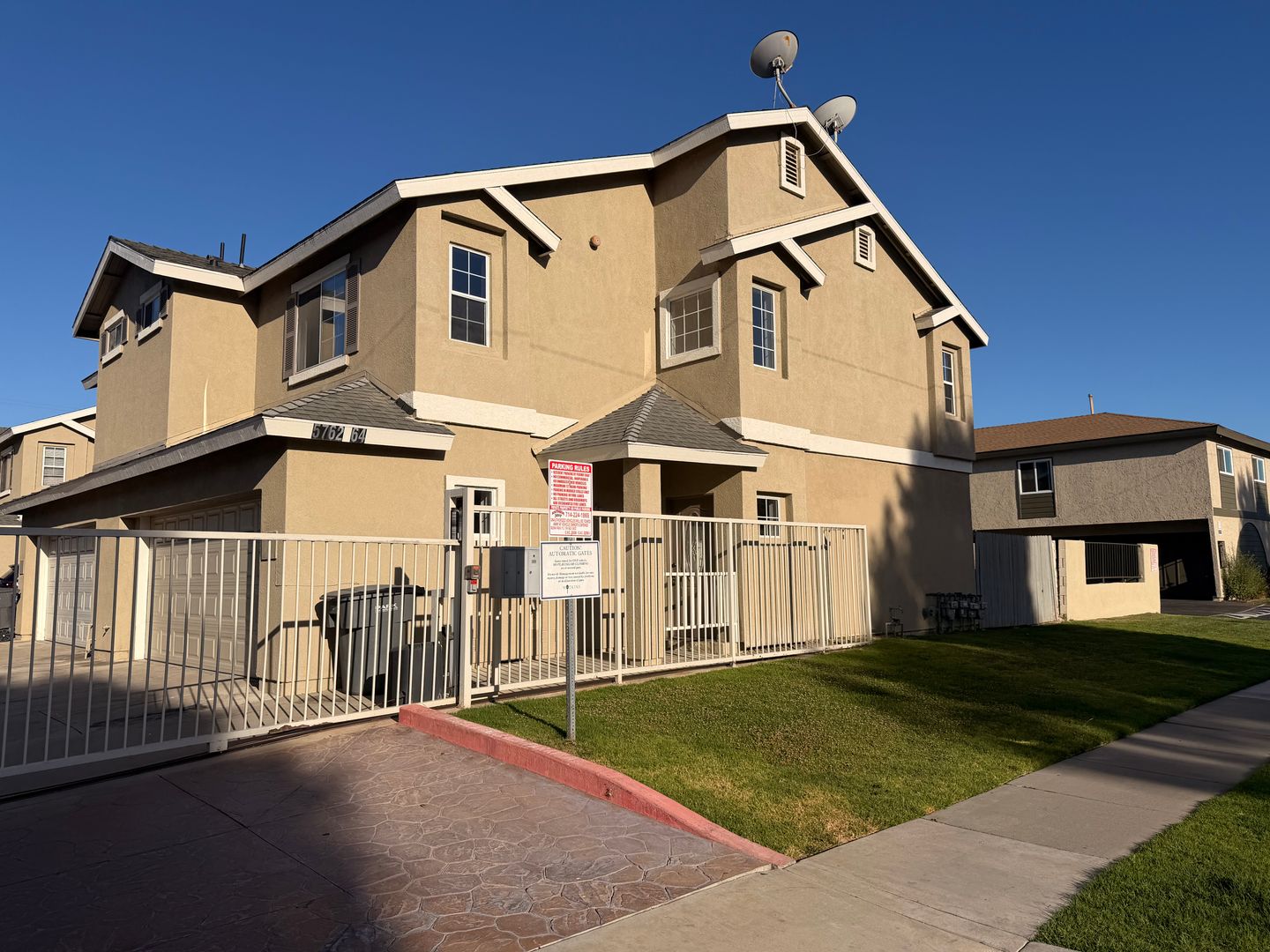 Buena Park Multiplex: 5762 Rostrata Ave