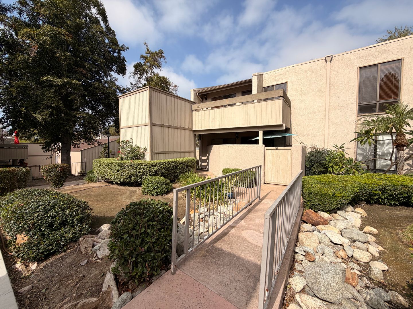 Fullerton Condo: 3026 Associated Rd. #102