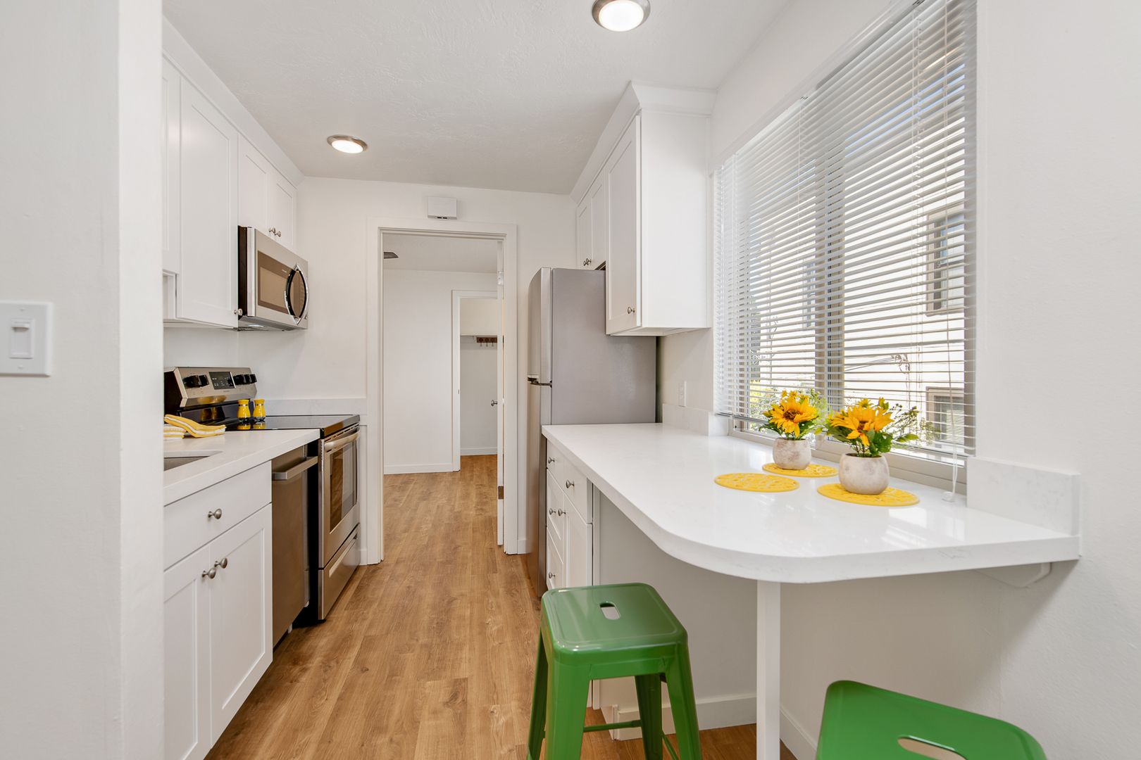 Seattle Apartment: 4312 Francis Avenue North