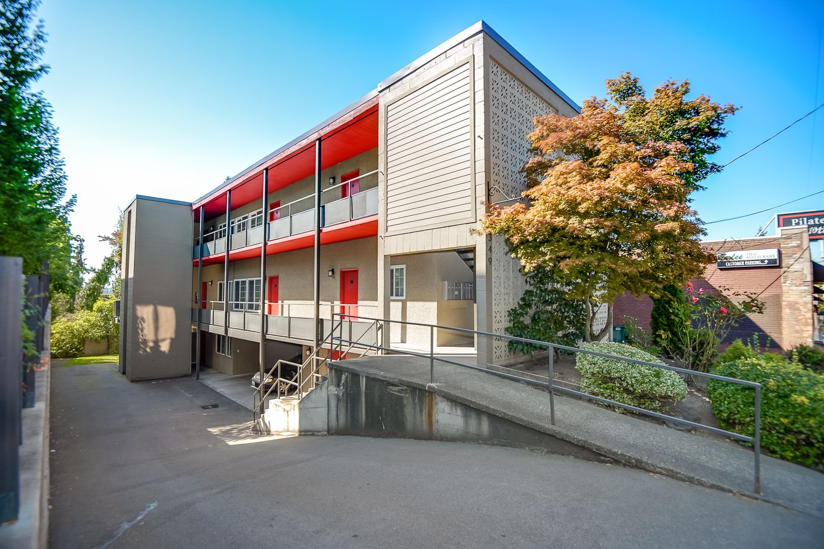 Seattle Apartment: 2349 10th Ave E