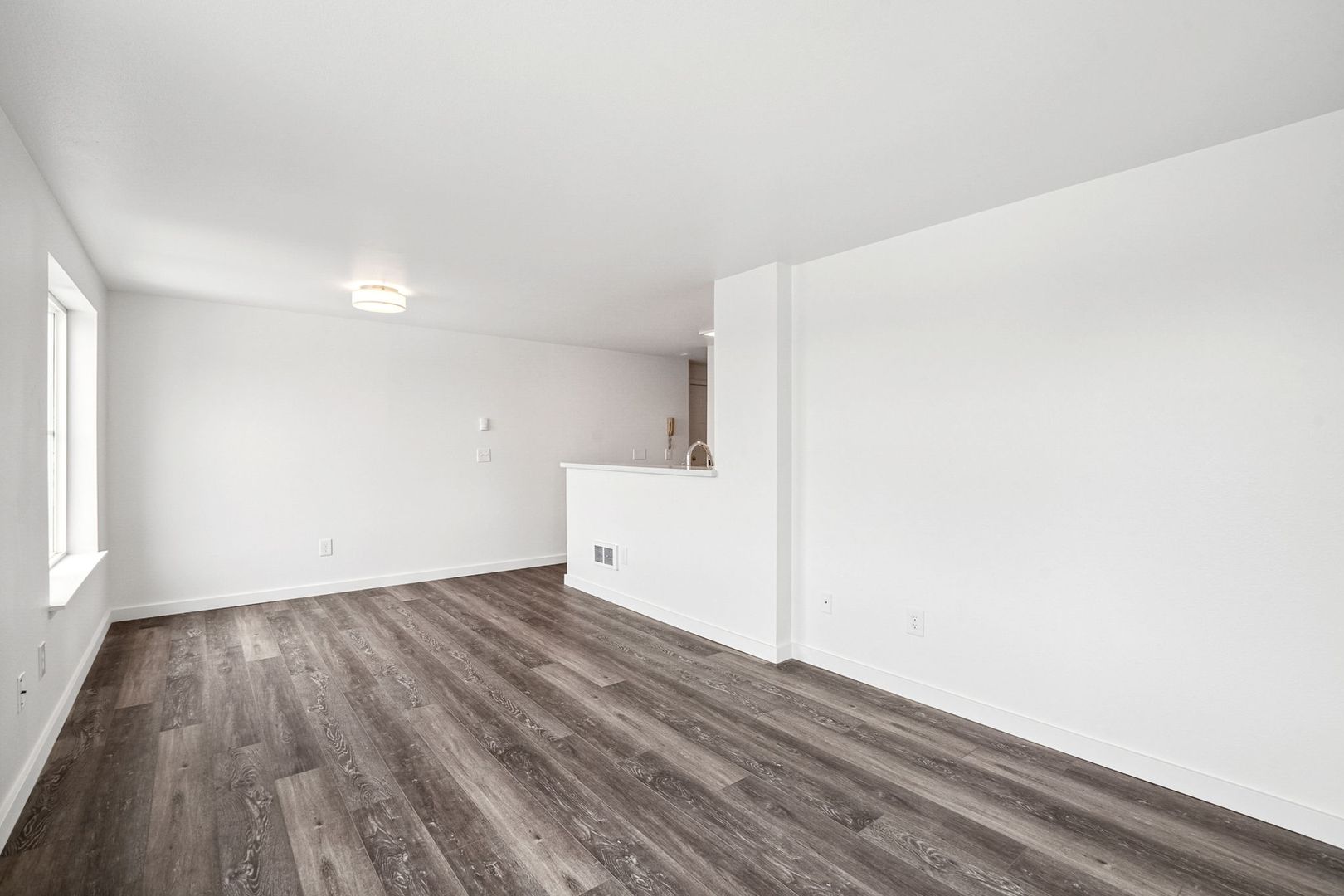 Fremont Court 5 of 12