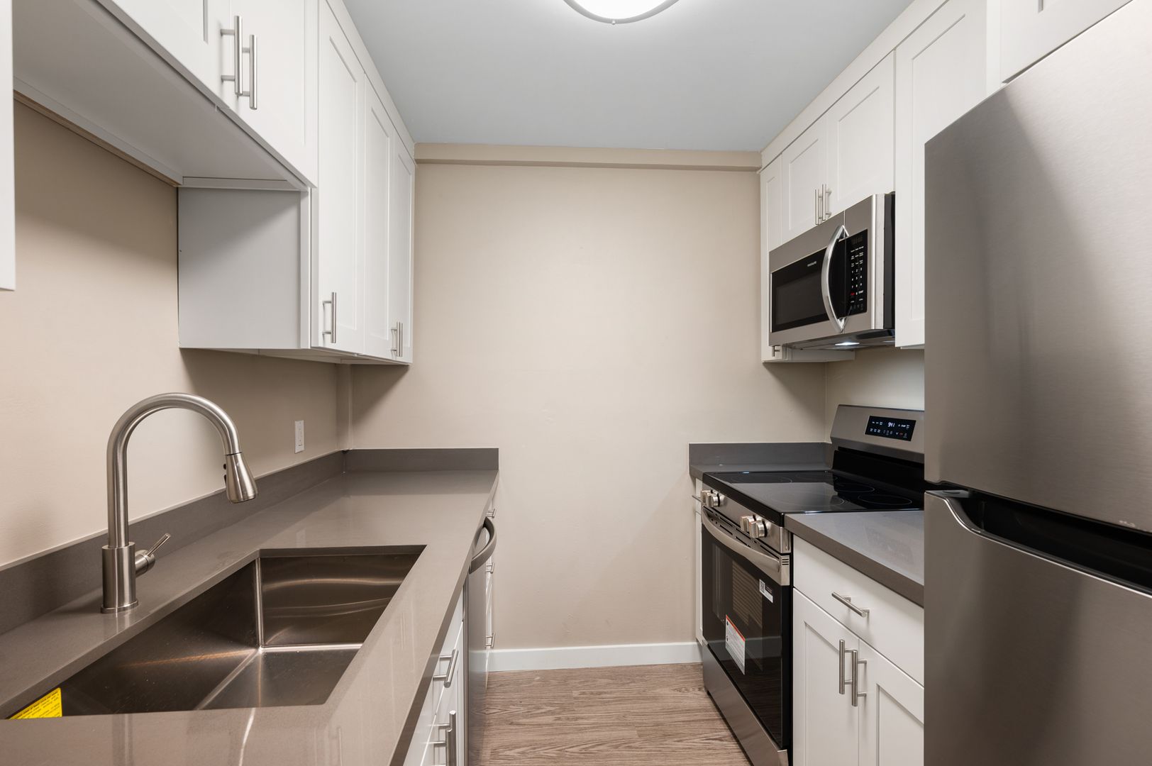 Seattle Apartment: 5247 15th Ave NE