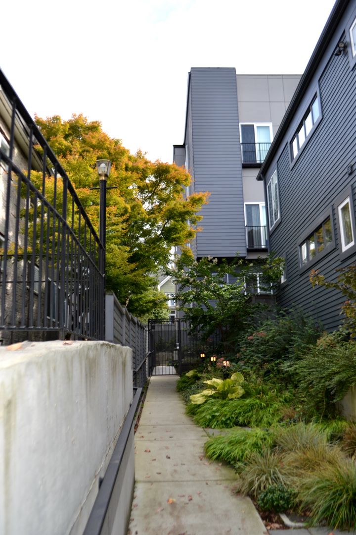 Maude Lofts 10 of 10