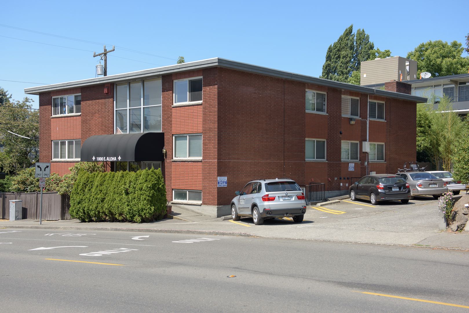 Seattle Apartment: 1000 E. Aloha St.