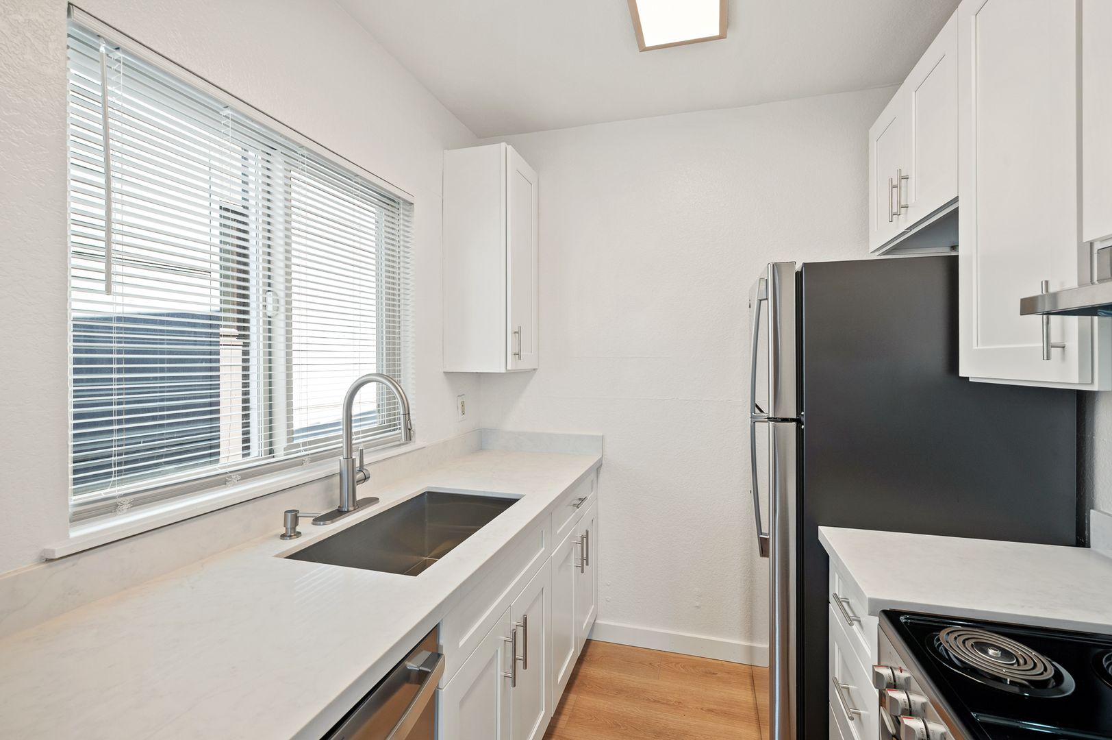 Seattle Apartment: 1202 E Pine Street