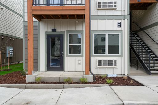 Riddell Apartments - 2bed/2bath, 880sf – photo 1