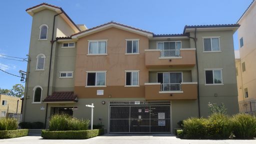 Costco Gold Membership! $1500 Off First Month’s Rent! – photo 1