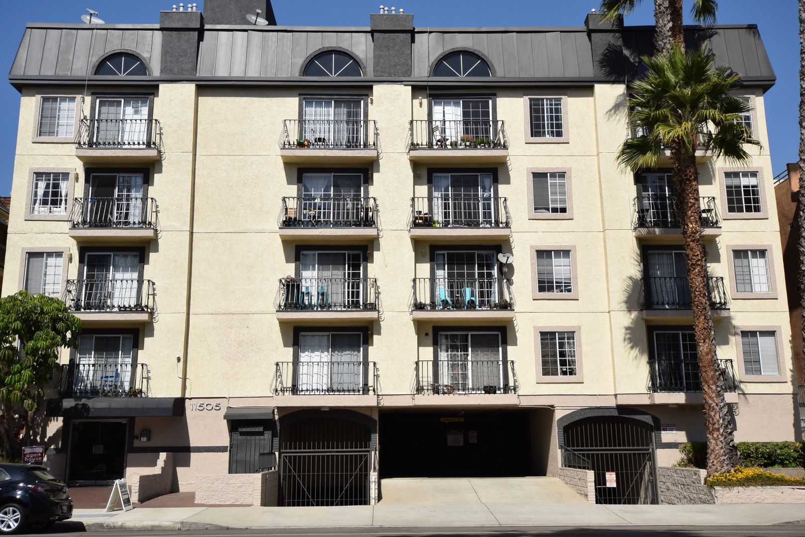 Valley Village Apartment: 11505 Riverside Drive