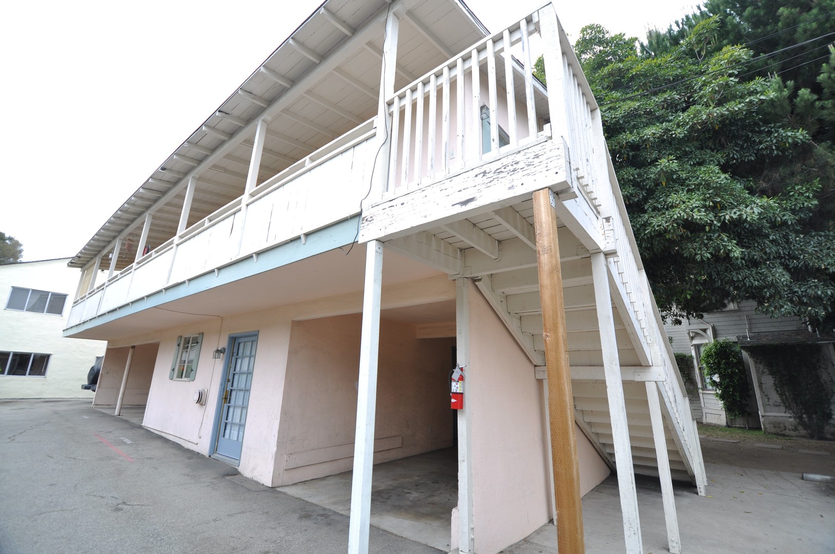 Santa Barbara Apartment: 314 West Mission Street