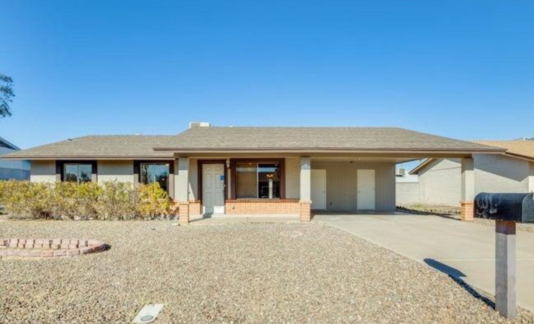 Chandler House: 2536 E Commonwealth Cir